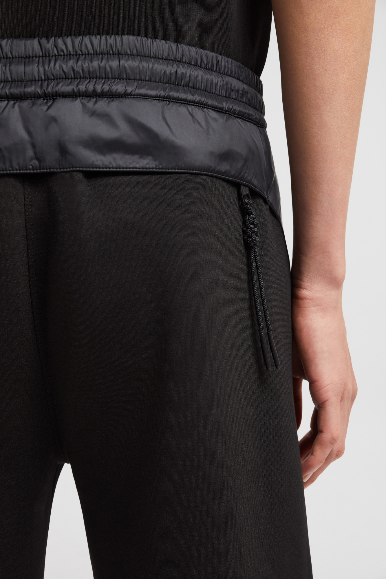 Moncler Elastic Waist Sweatpants In Black