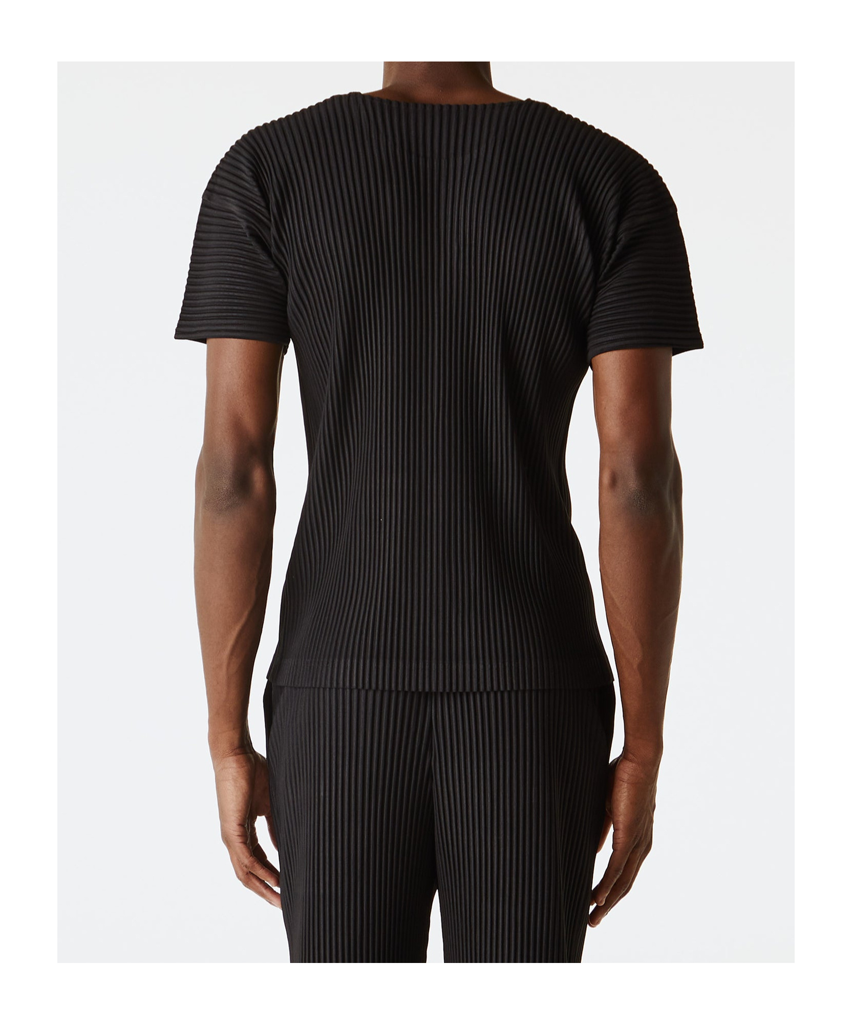 Issey Miyake Black Basics T-shirt In Black