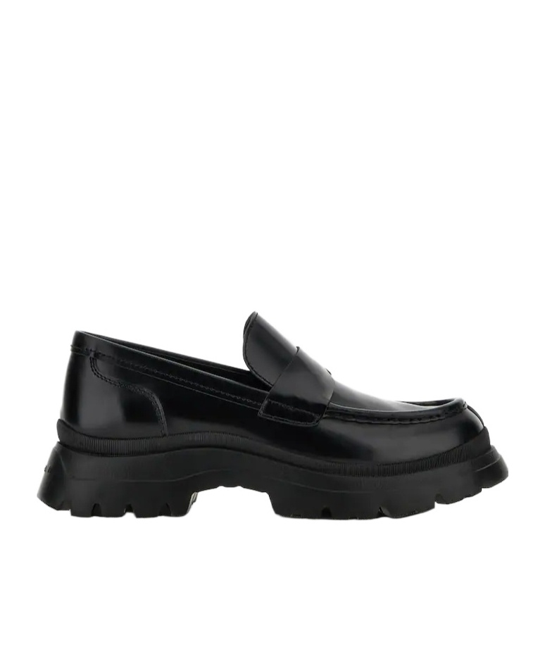 Hogan Round-toe Loafers In Black
