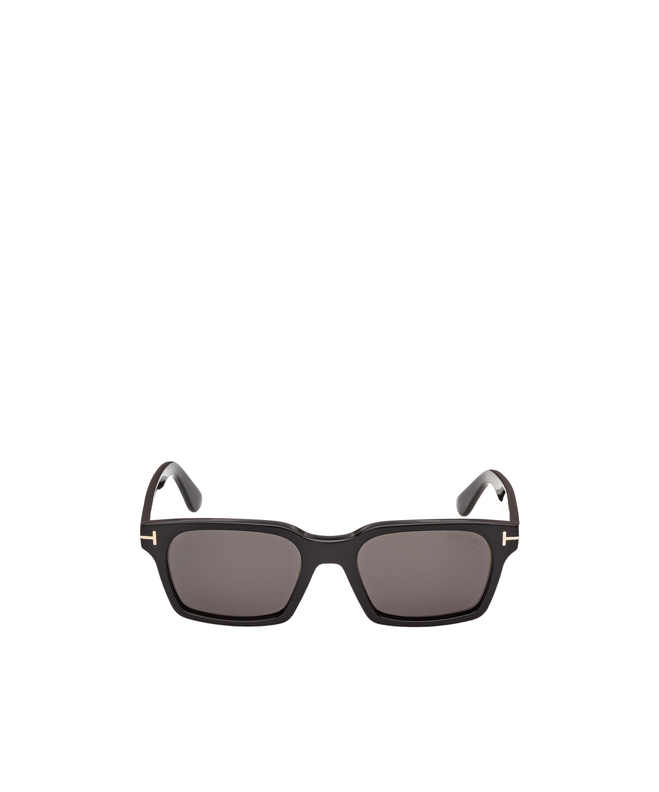 Tom Ford Thick-rimmed Square Sunglasses In Gray