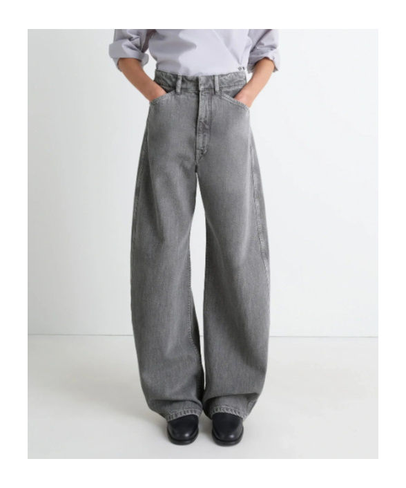 Lemaire High Waisted Curved Pants Clothing In Gray