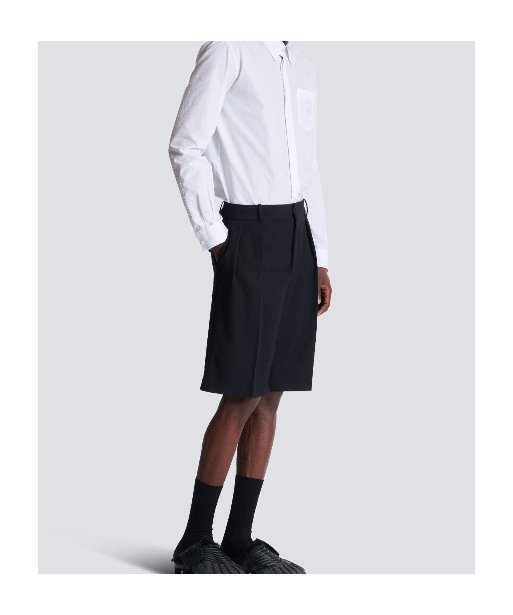 Balmain Grain De Poudre Pleated Bermuda Shorts In Blue
