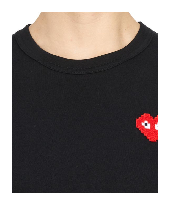 Shop Comme Des Garçons Play Round Neck Short Sleeve T-shirt