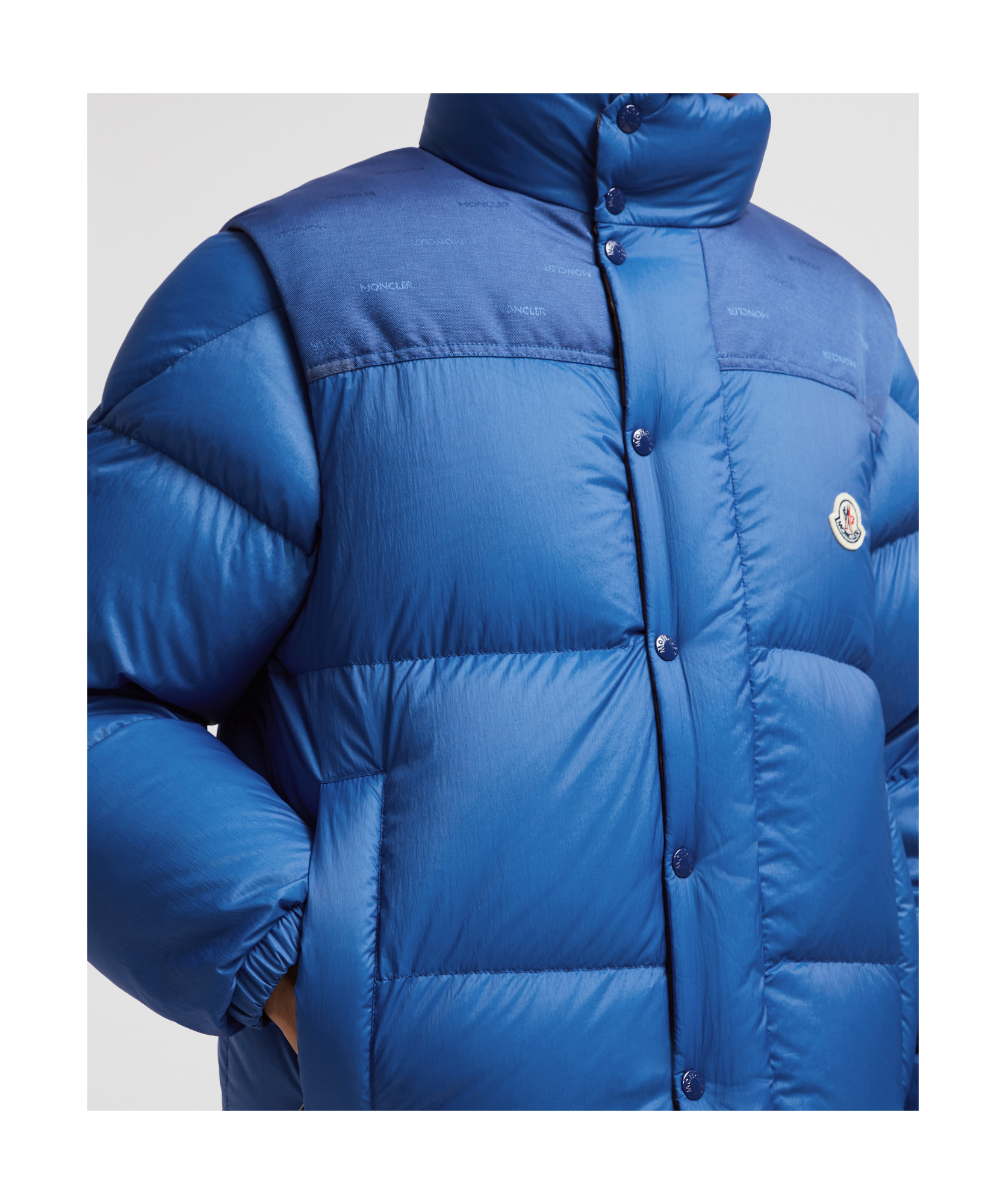 Moncler Verone Reversible Short Down Jacket In Blue