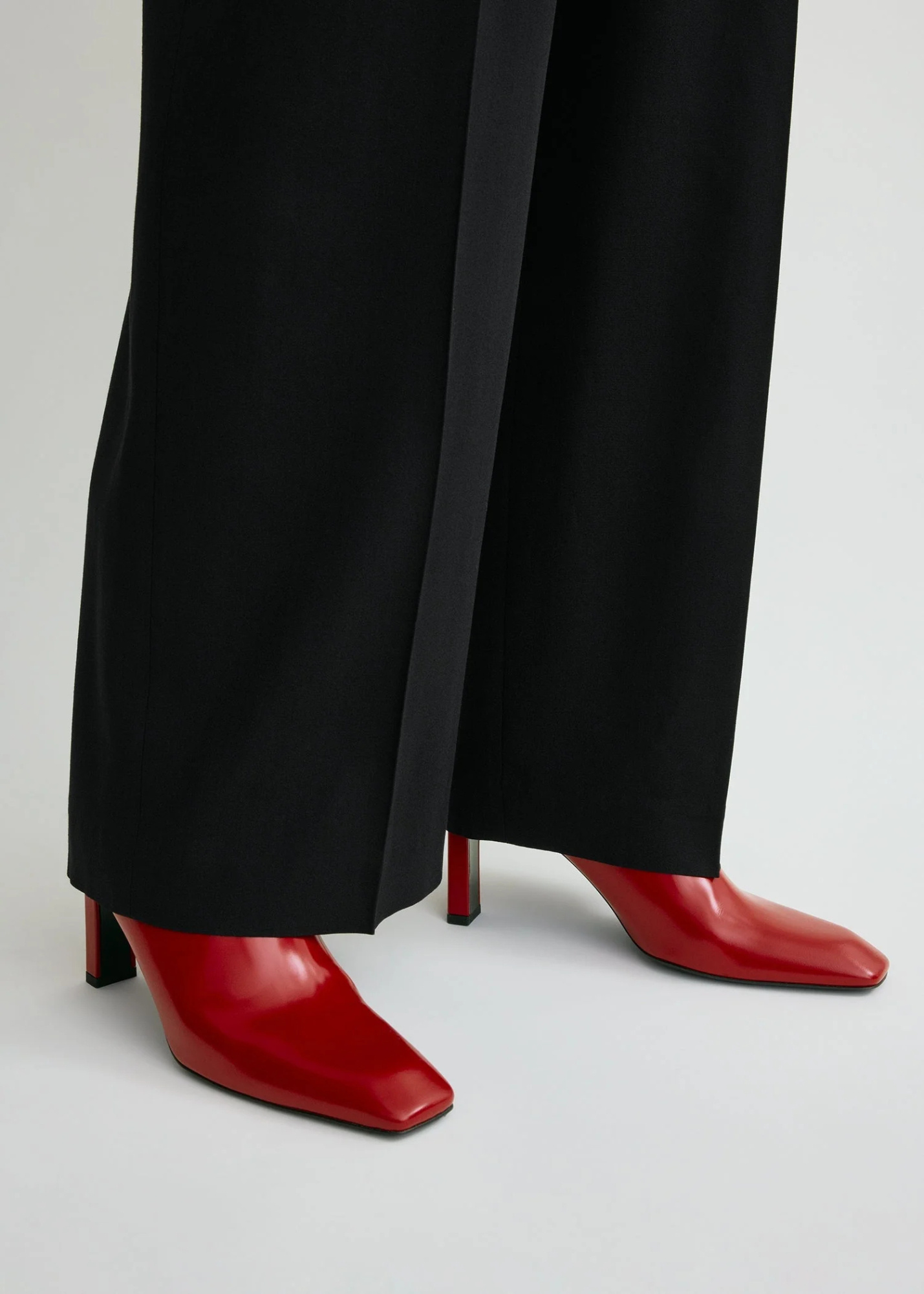 Totême High Heel Short Boots In Burgundy