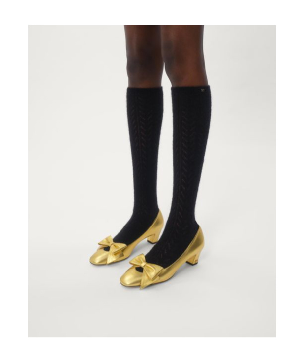 Valentino Garavani Bowow Pumps In Laminated Nappa 45mm Woman Gold 39.5 In Golden