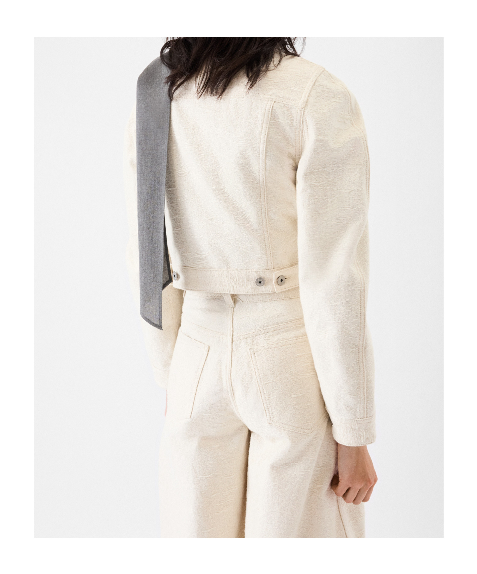 Jacquemus Women La Veste De-nimes Denim Jacket In Neutral