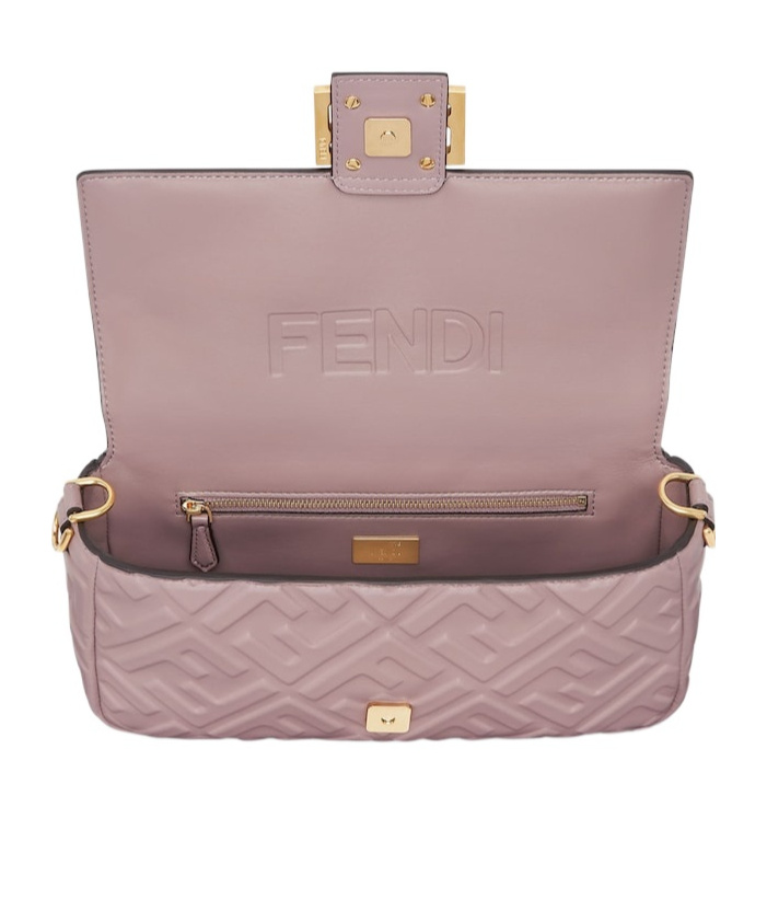 Fendi Chic Baguette Handbag In Nude