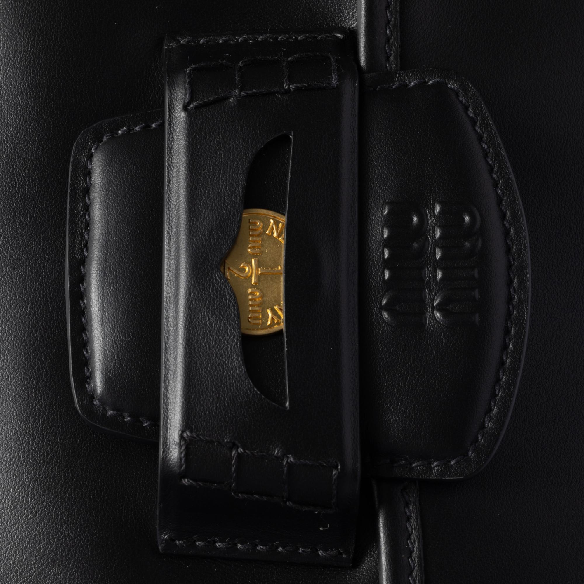 Miu Miu Penny Leather Bag In Black