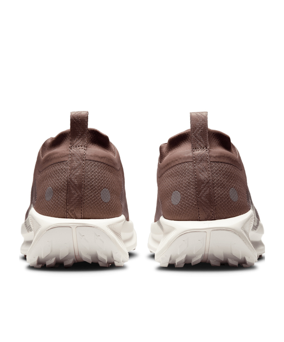 Nike Pegasus Trail 5 Sneakers In Burgundy
