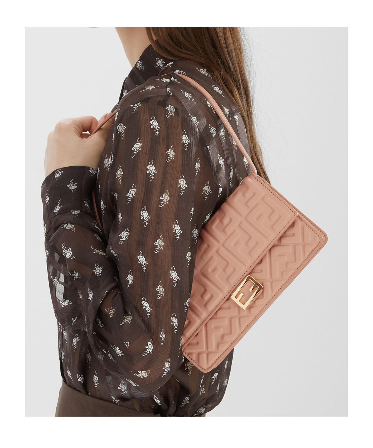 Fendi Chain Rectangular Shoulder Bag In Nude