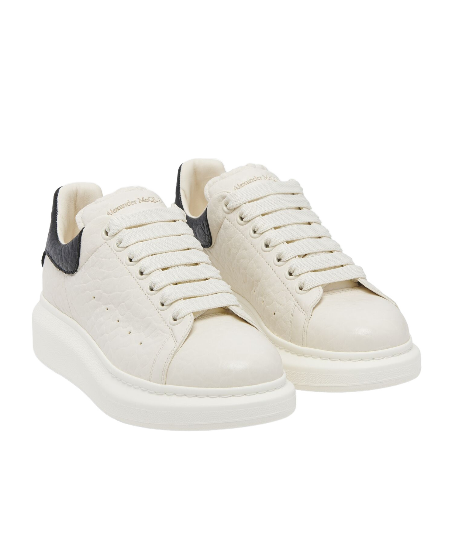Shop Alexander Mcqueen Dumbo Grain Sneakers In Off-white/black