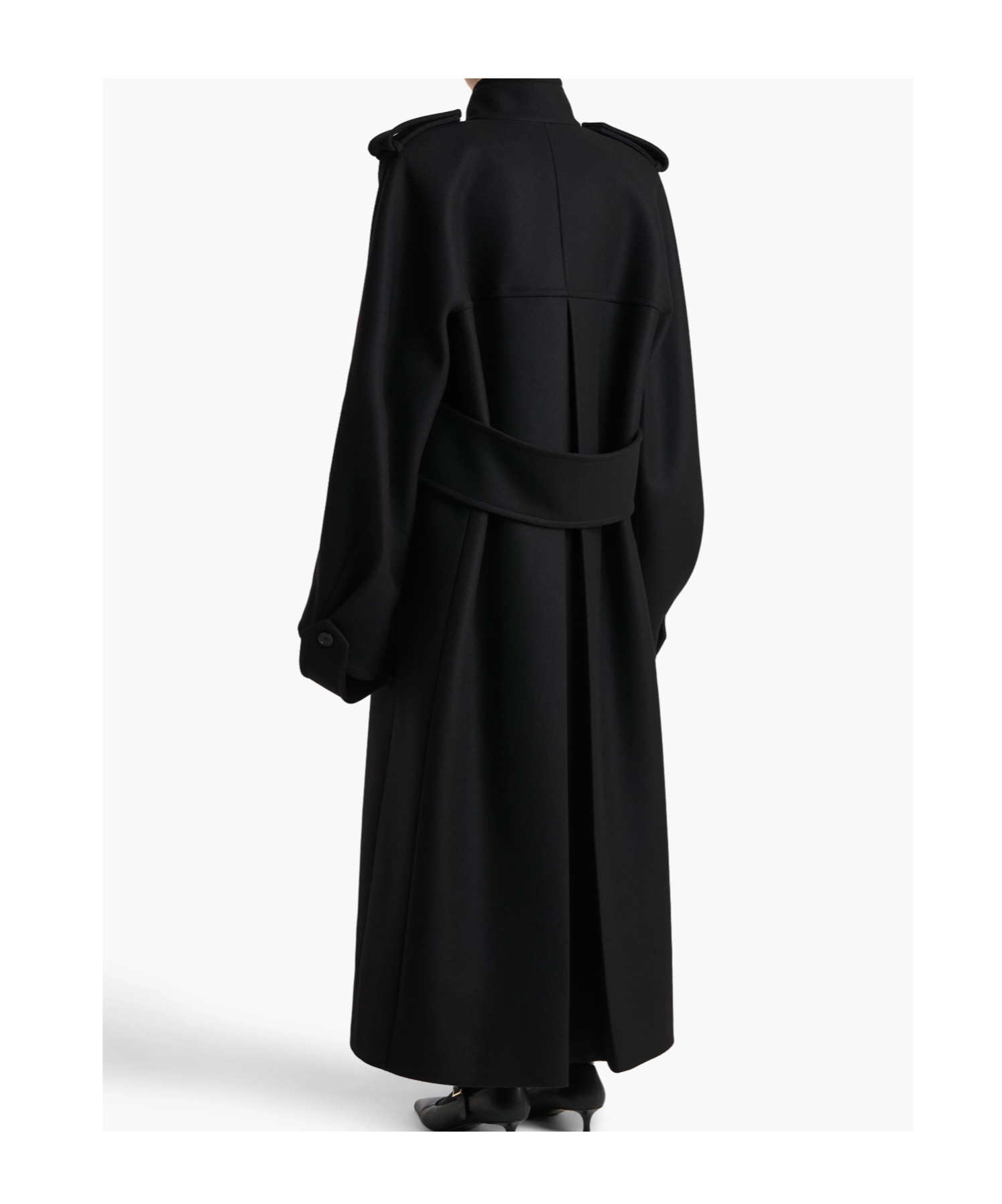 Khaite Donna Double-breasted Coat In Black