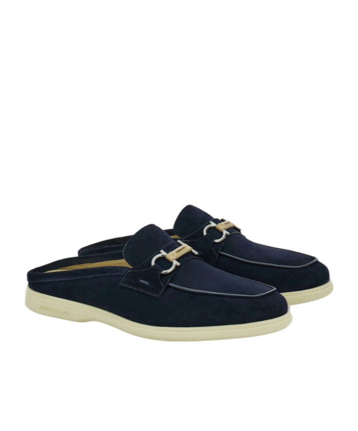 Ferragamo Gancini Buckle Loafer Mule In Black