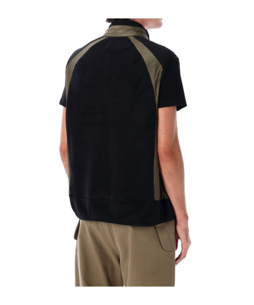 Roa Polartech Vest Featuring Contrast Panels In Black