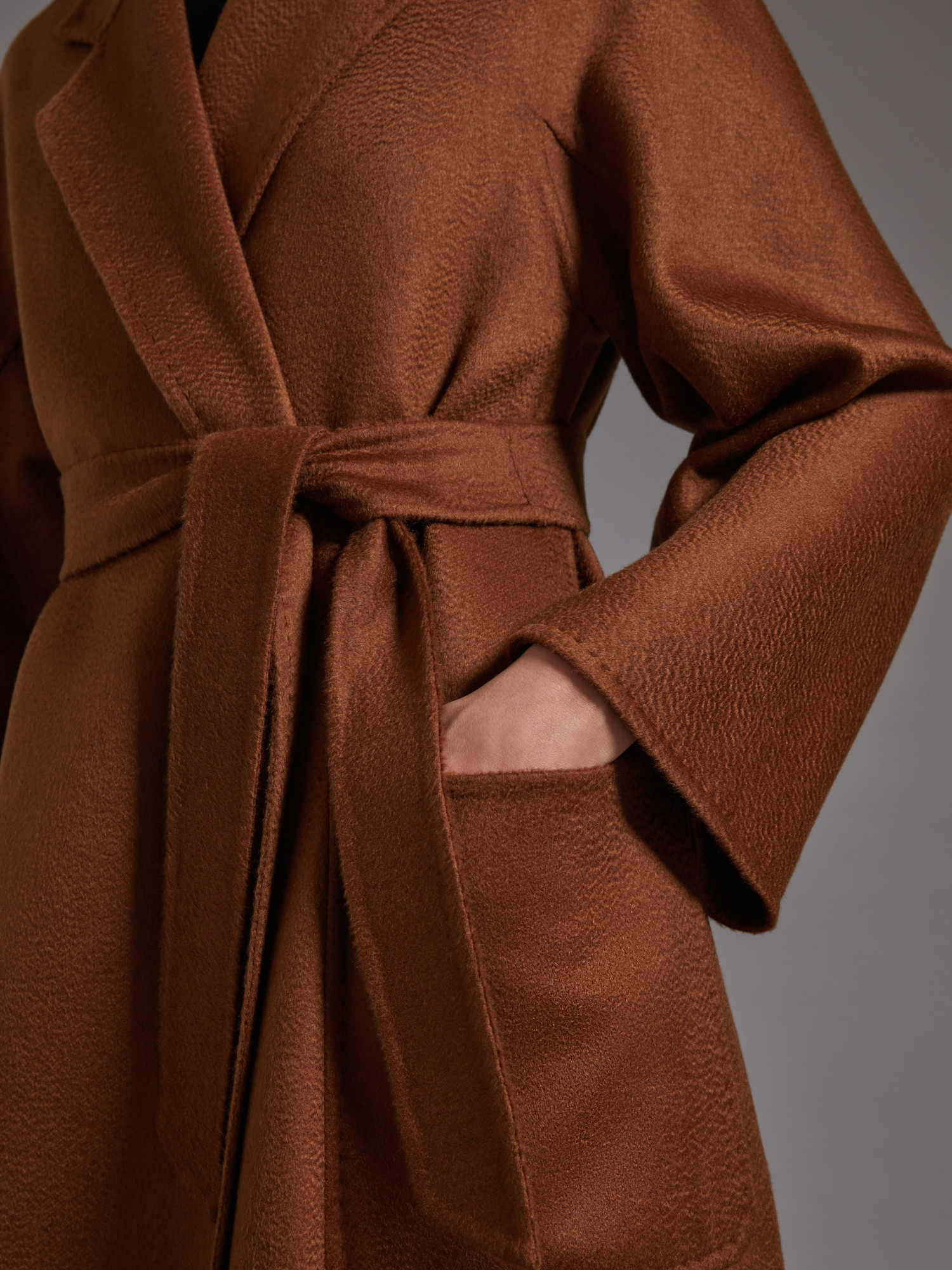 Max Mara Ludmilla Coat In Brown