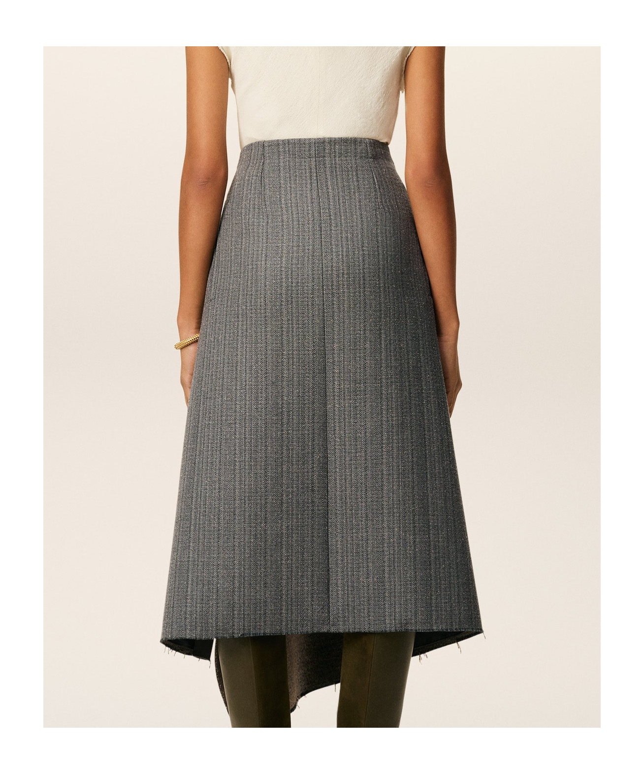 Ami Alexandre Mattiussi Wool Herringbone Midi Wrap Skirt In Gray
