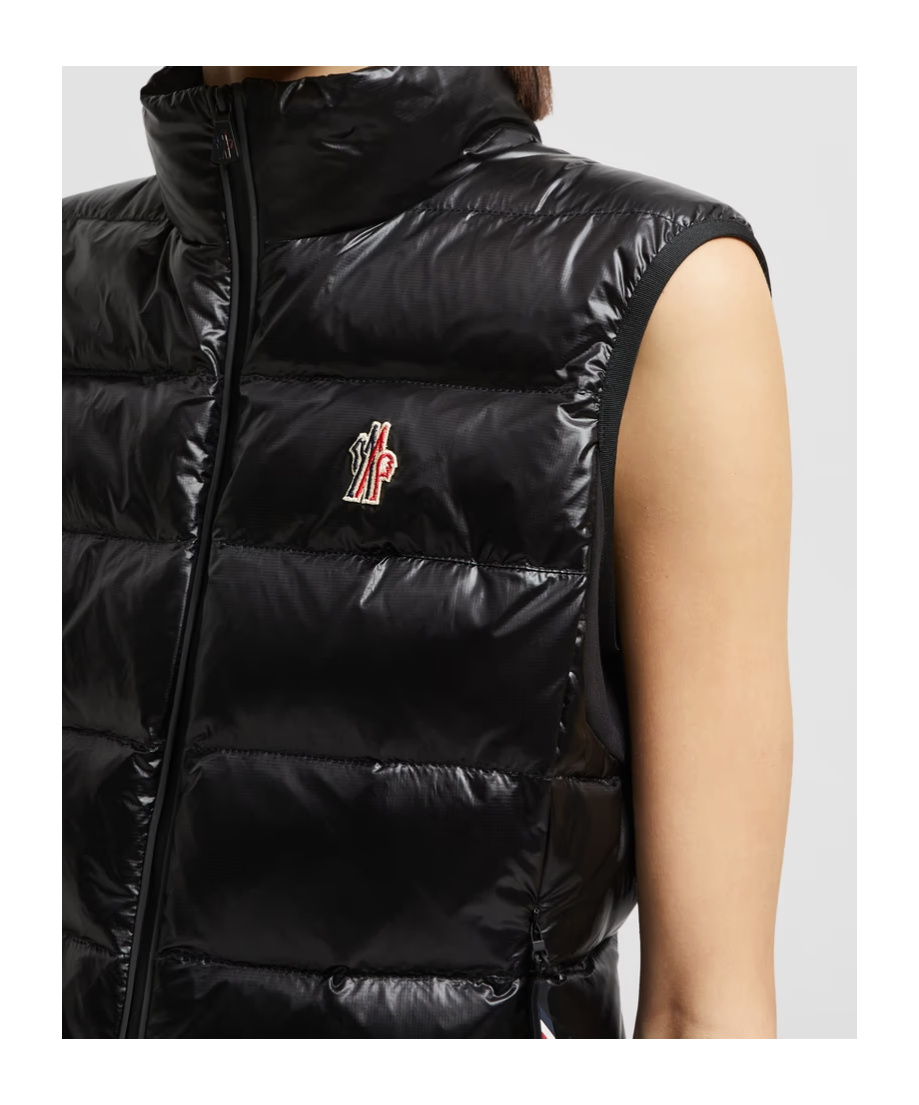 Moncler Gilet Zippé Matelassé En Jersey In Black