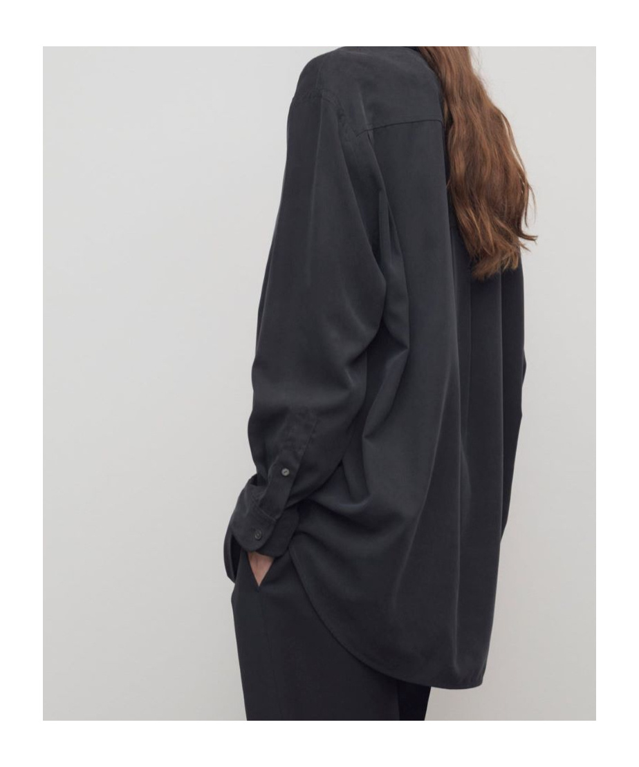 The Row Long Sleeve Shirt In Black