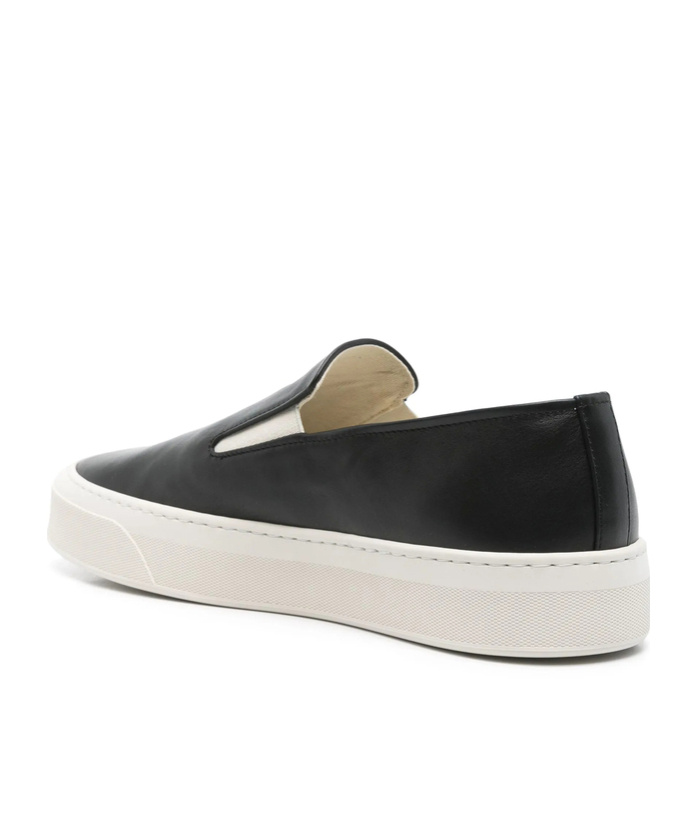 COMMON PROJECTS LEATHER SNEAKERS
