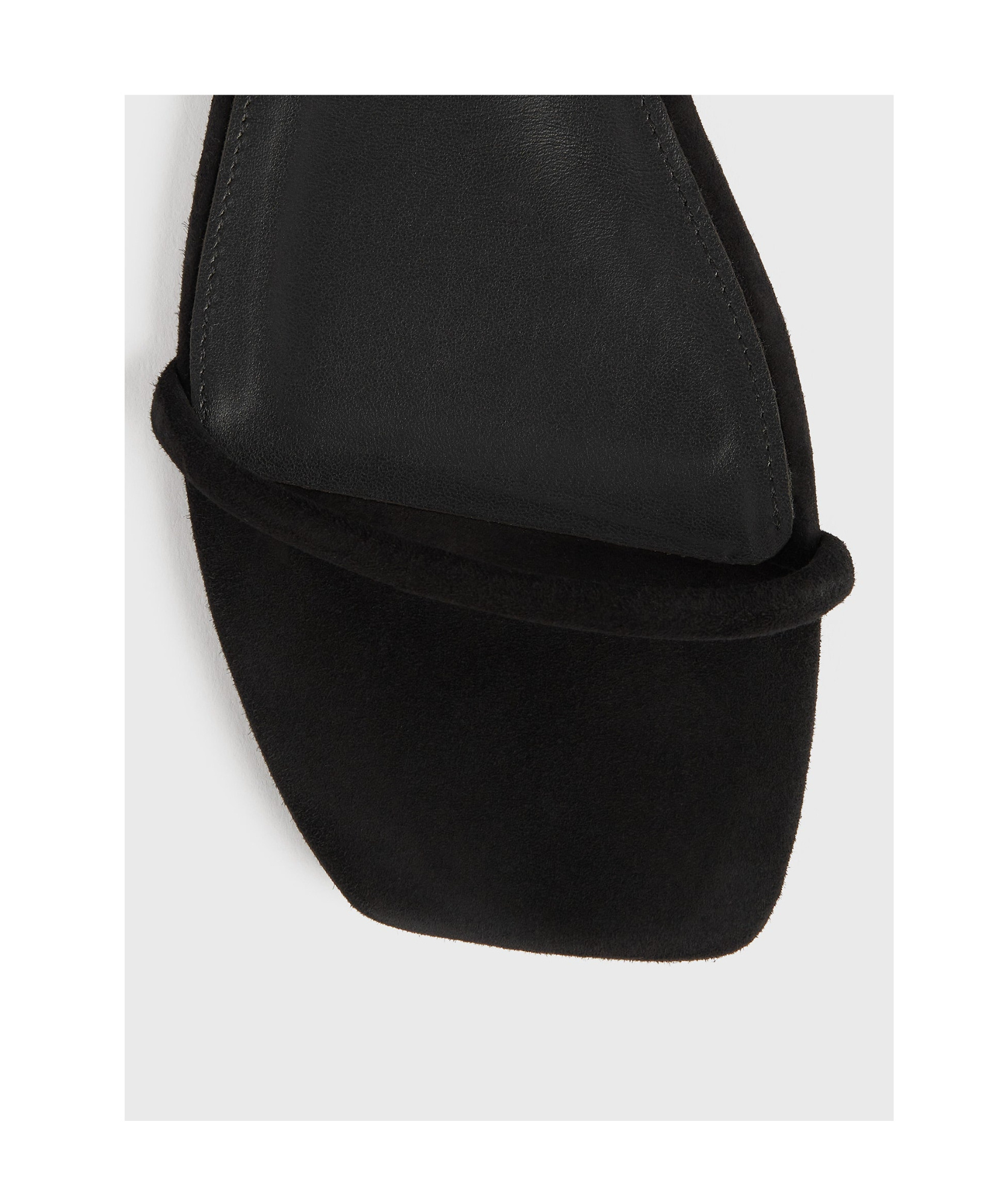 Totême Toteme 'the City' Slides In Black