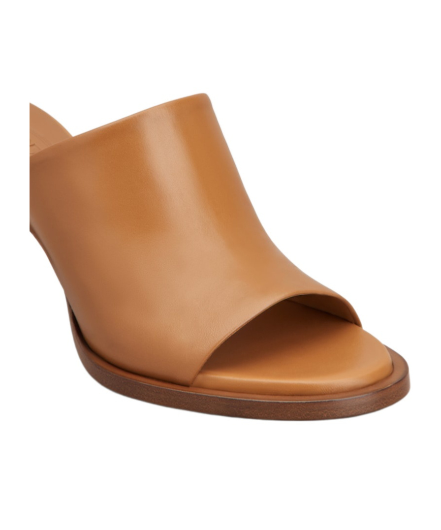 Tod's Heel Mules Leather Round Toe In Brown