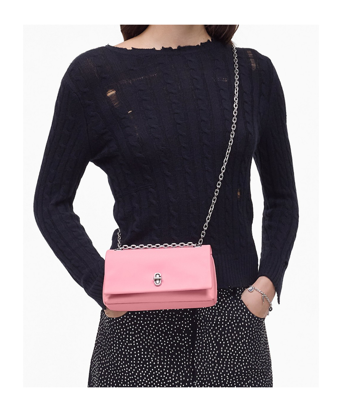 Marc Jacobs The Dual Logo Embossed Chain Wallet In Pink