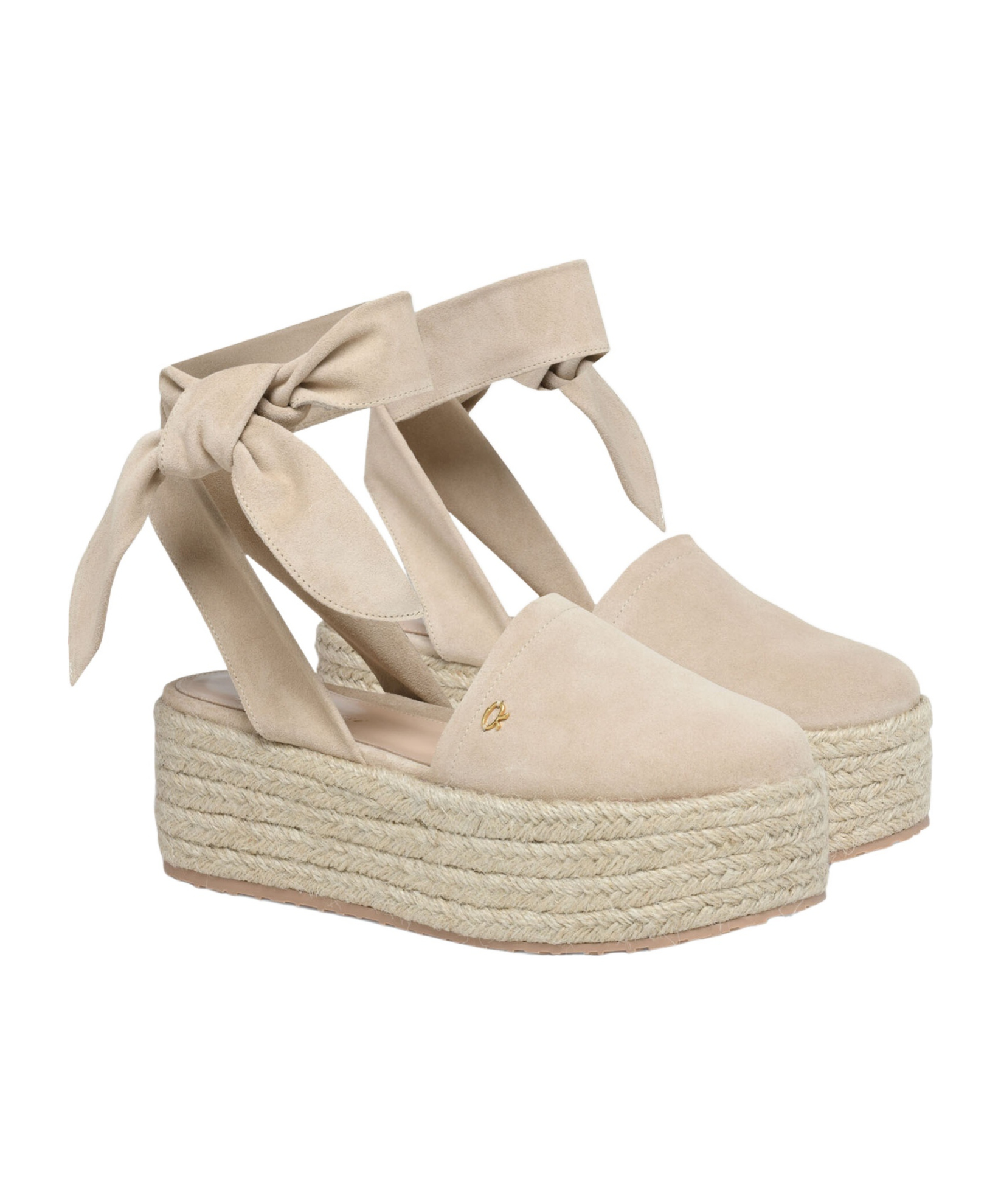 Gianvito Rossi Lace-up Ribbon Detailed Espadrillas In Gold