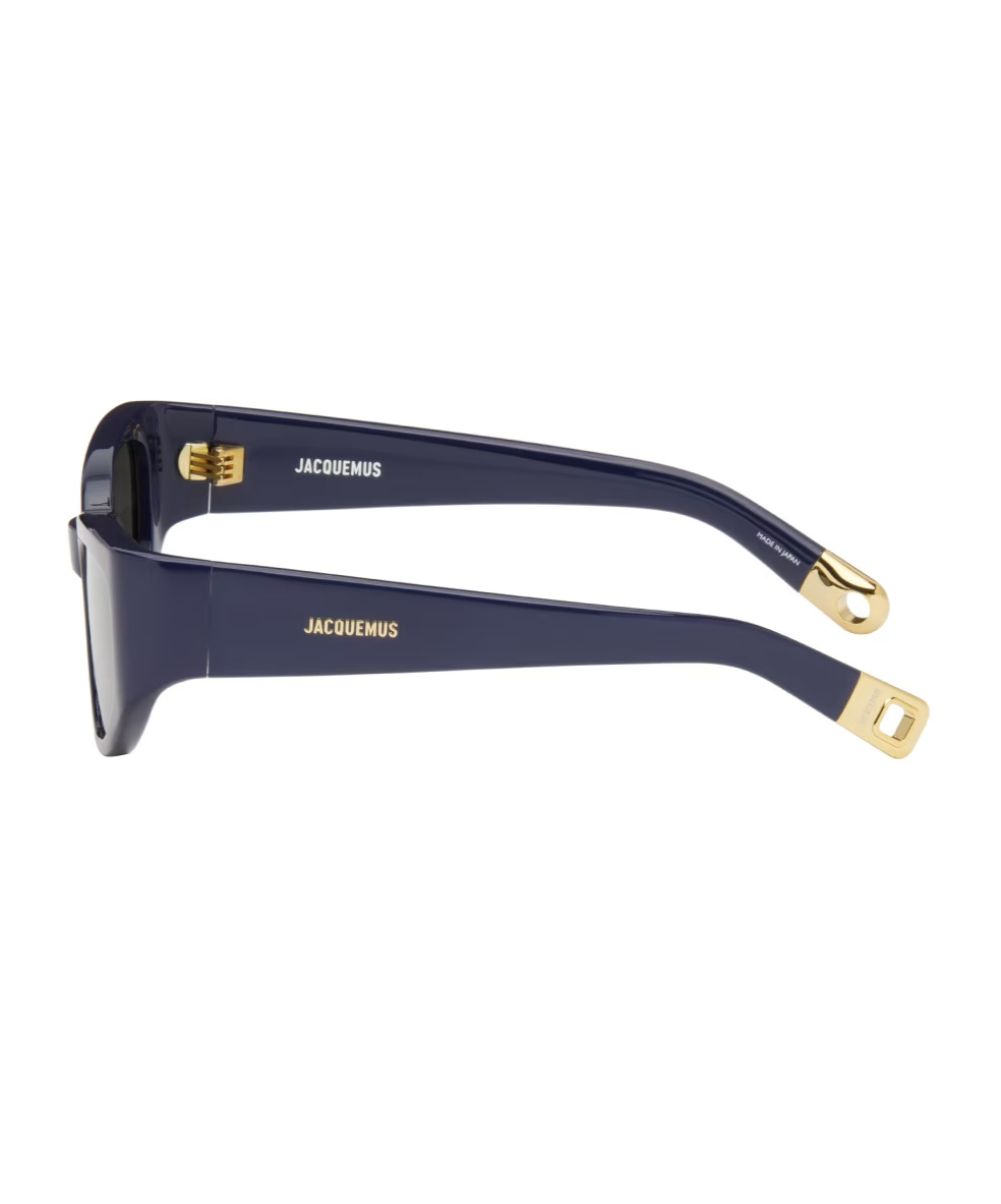 Jacquemus Cat's Eye Sunglasses In Gray