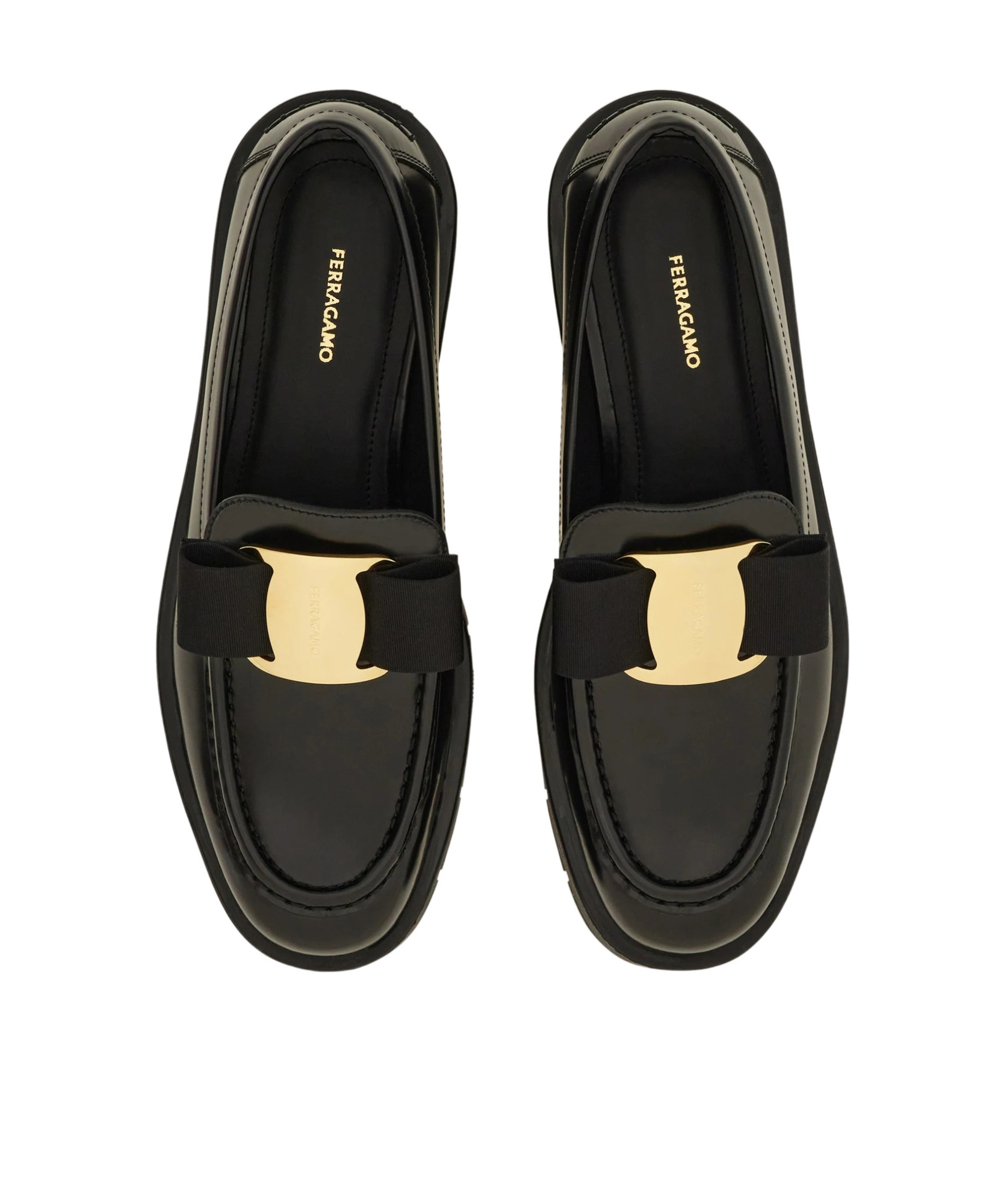 Ferragamo Gancini Buckle Loafers In Black