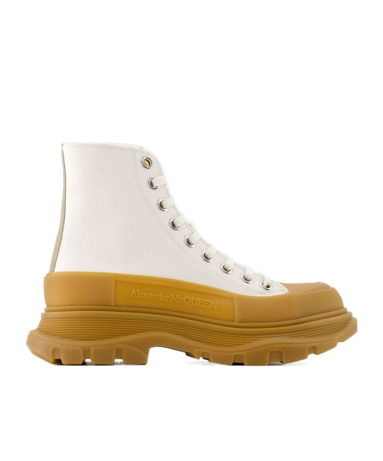 Alexander Mcqueen Tread Ankle Boots In Brown