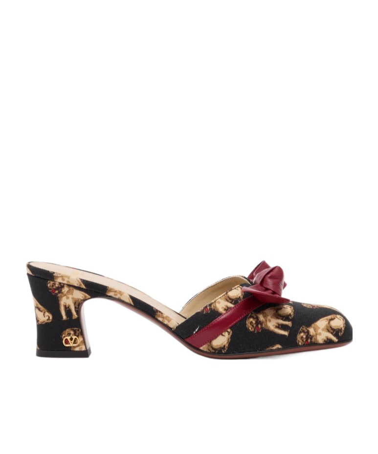 Valentino Knotty 60 Printed Leather Mules In Black