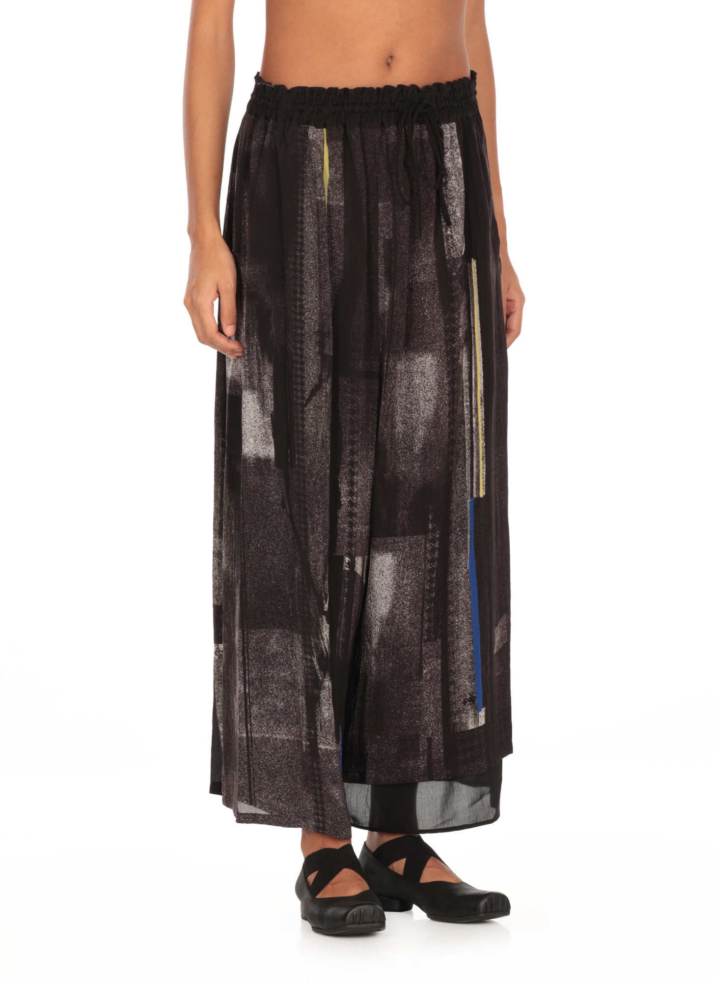 Y's Pants With Geometric Pattern In Black