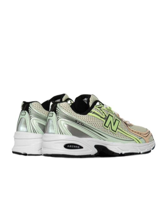 New Balance Flat Shoes