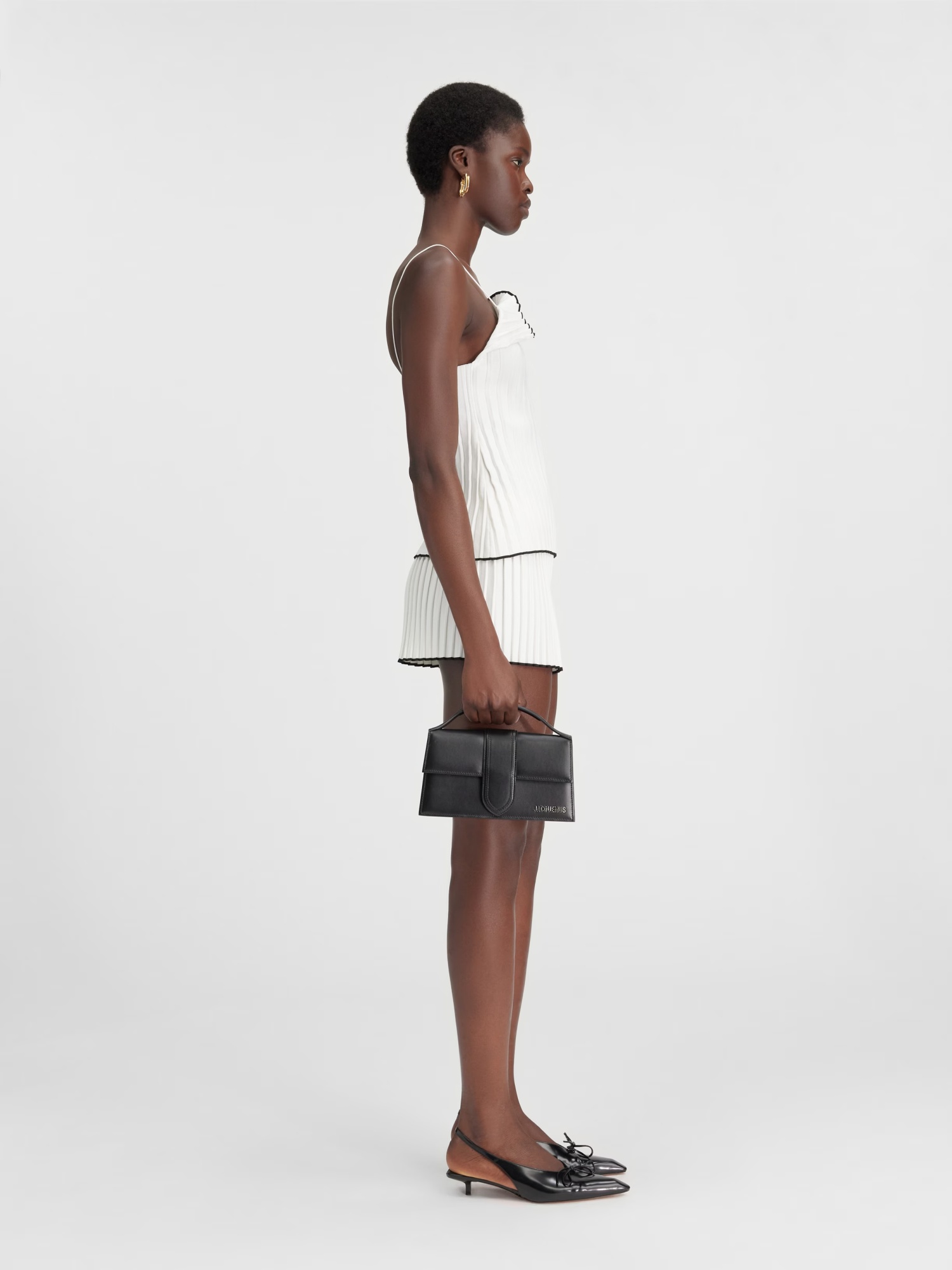 Jacquemus Asymmetric Strapped Top In White