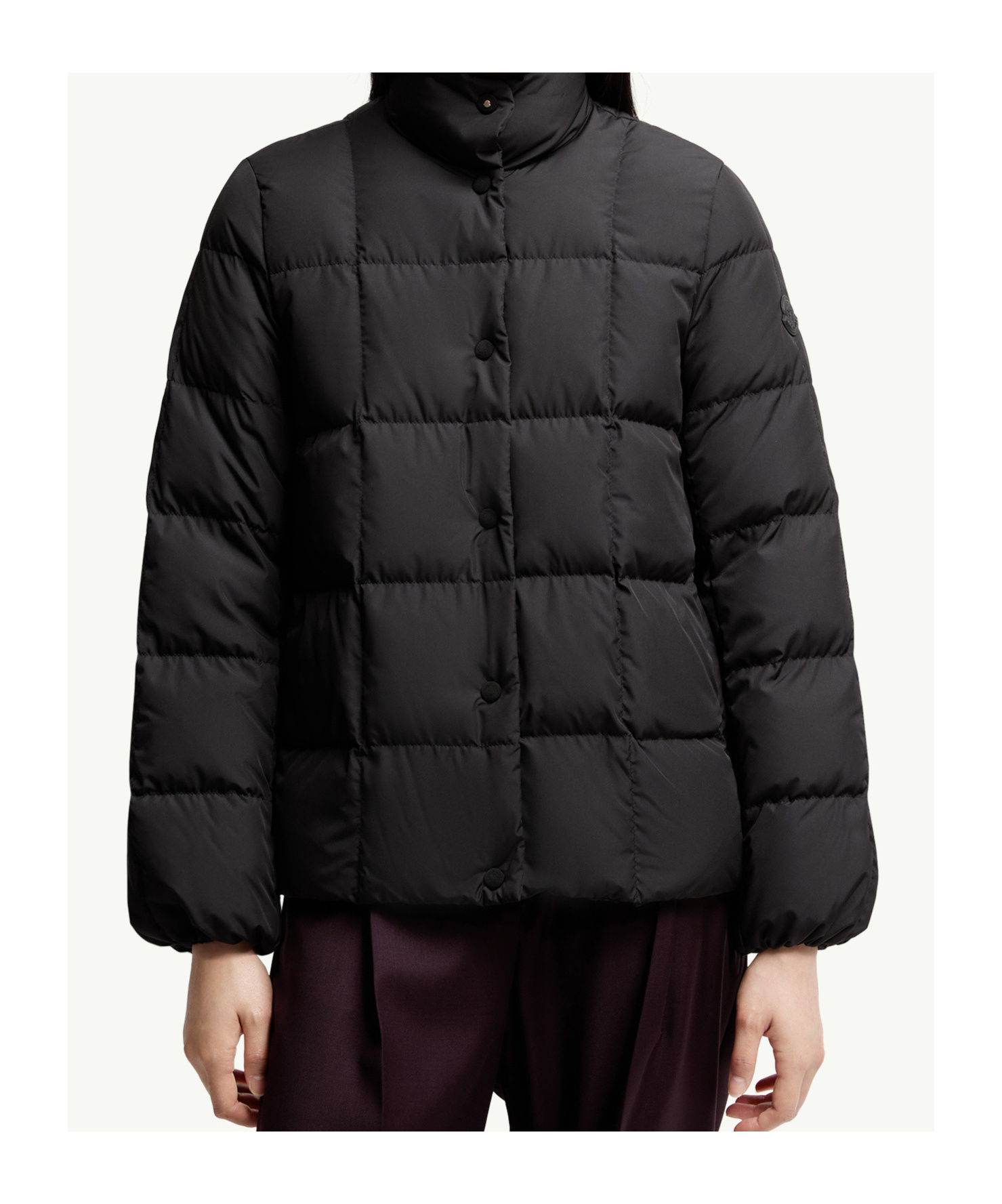 Moncler Cochevinne Square-quilted Short Down Jacket In Black