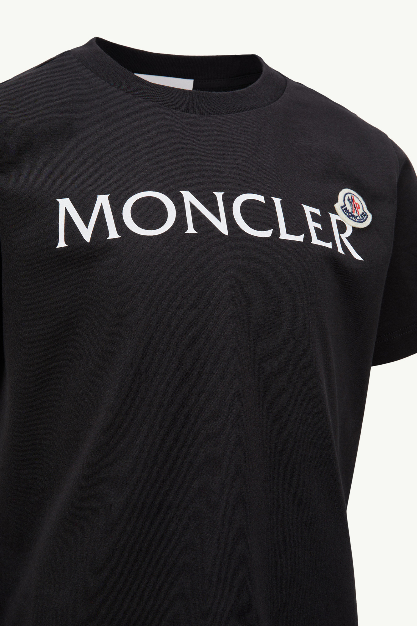 Moncler Enfant Logo Patch Crewneck T-shirt In Black