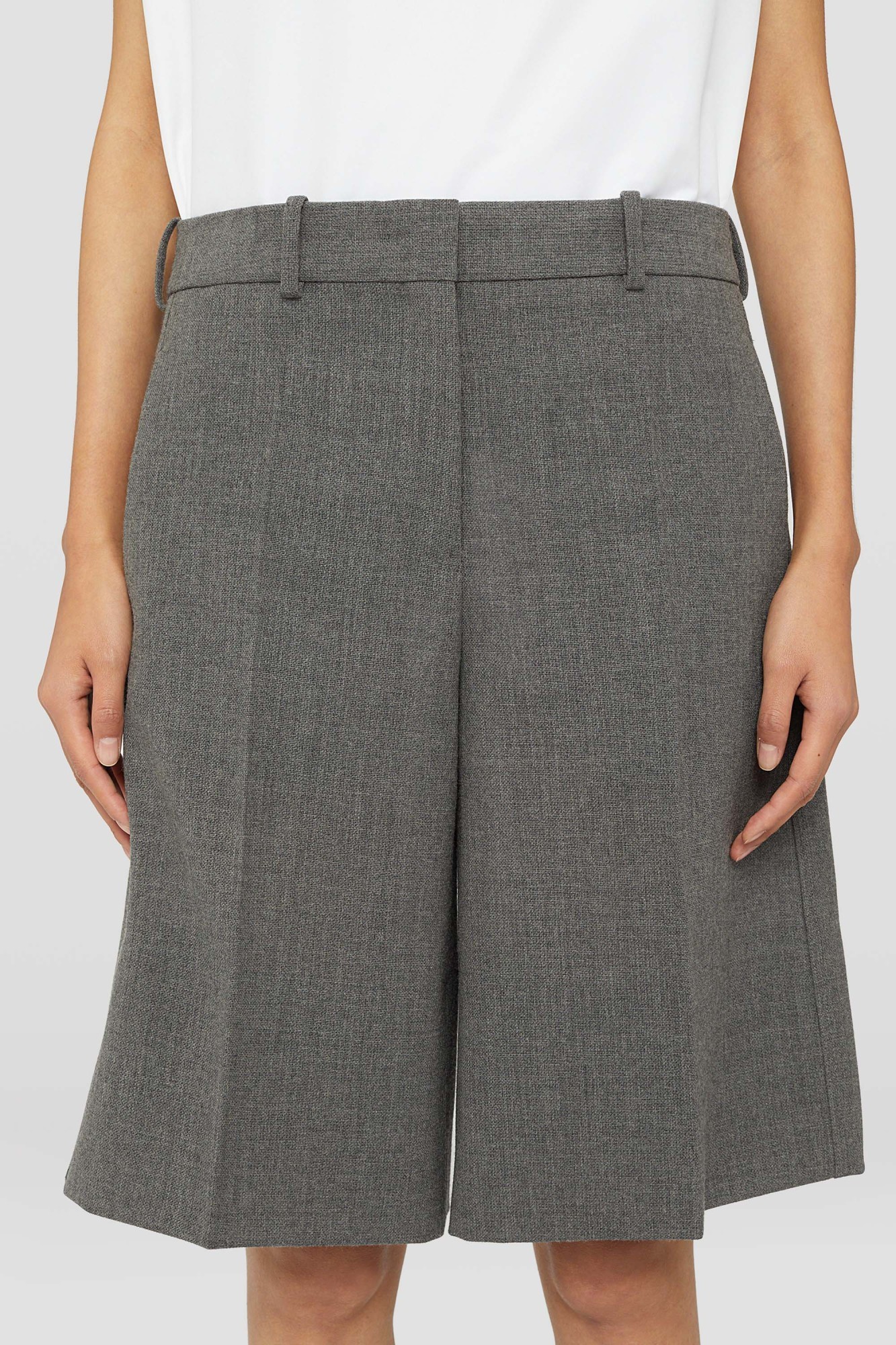 Jil Sander Tailored Wool Shorts In Gray