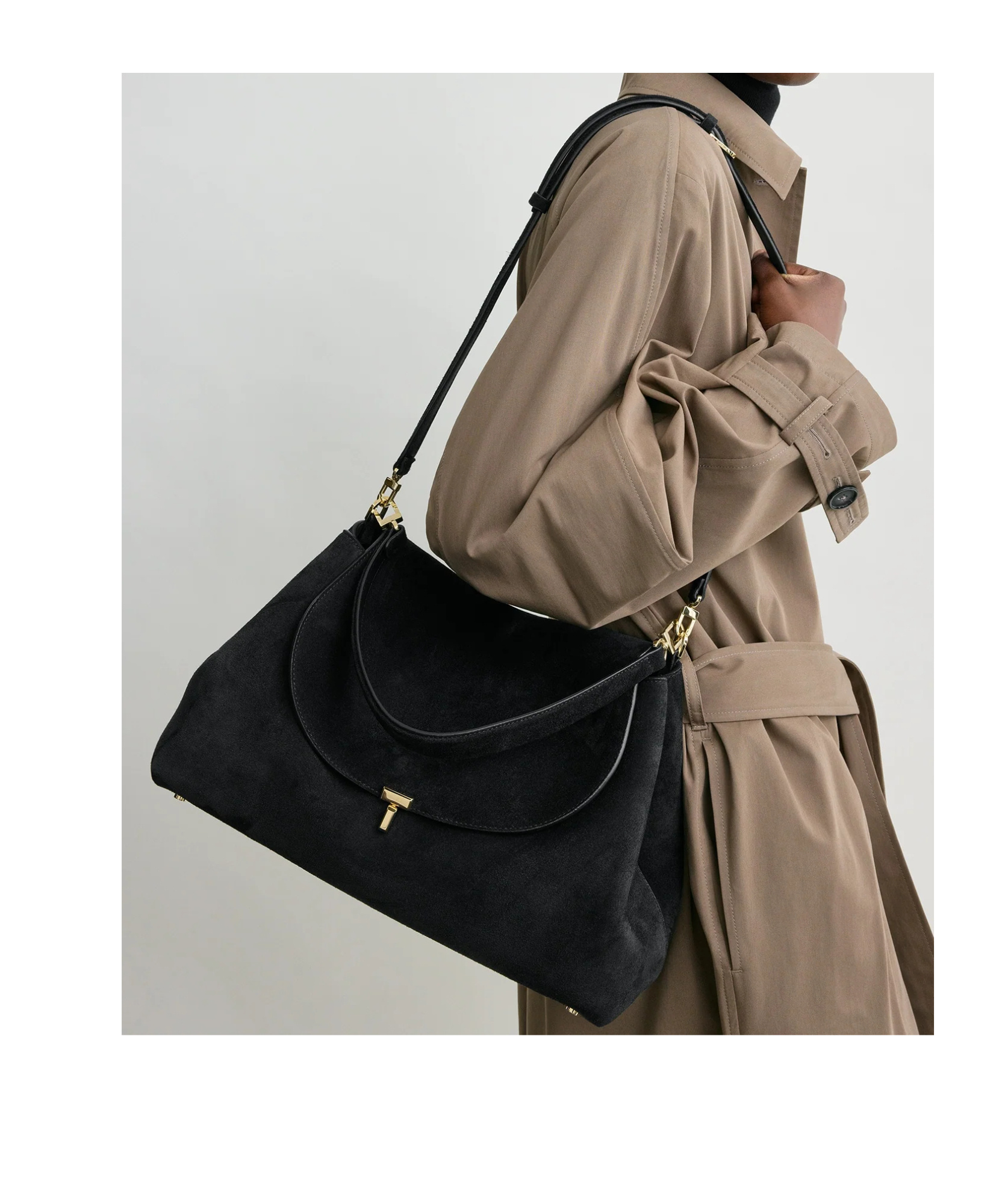 Totême T-lock Shoulder Bag In Black