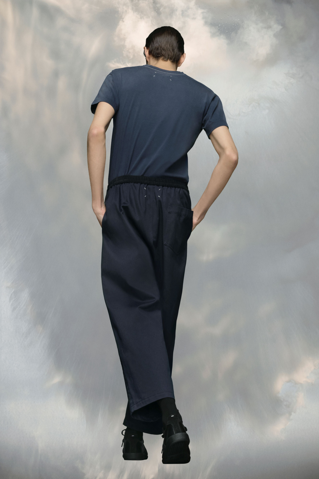 Maison Margiela Loose Fit Cotton Cropped Trousers In Blue