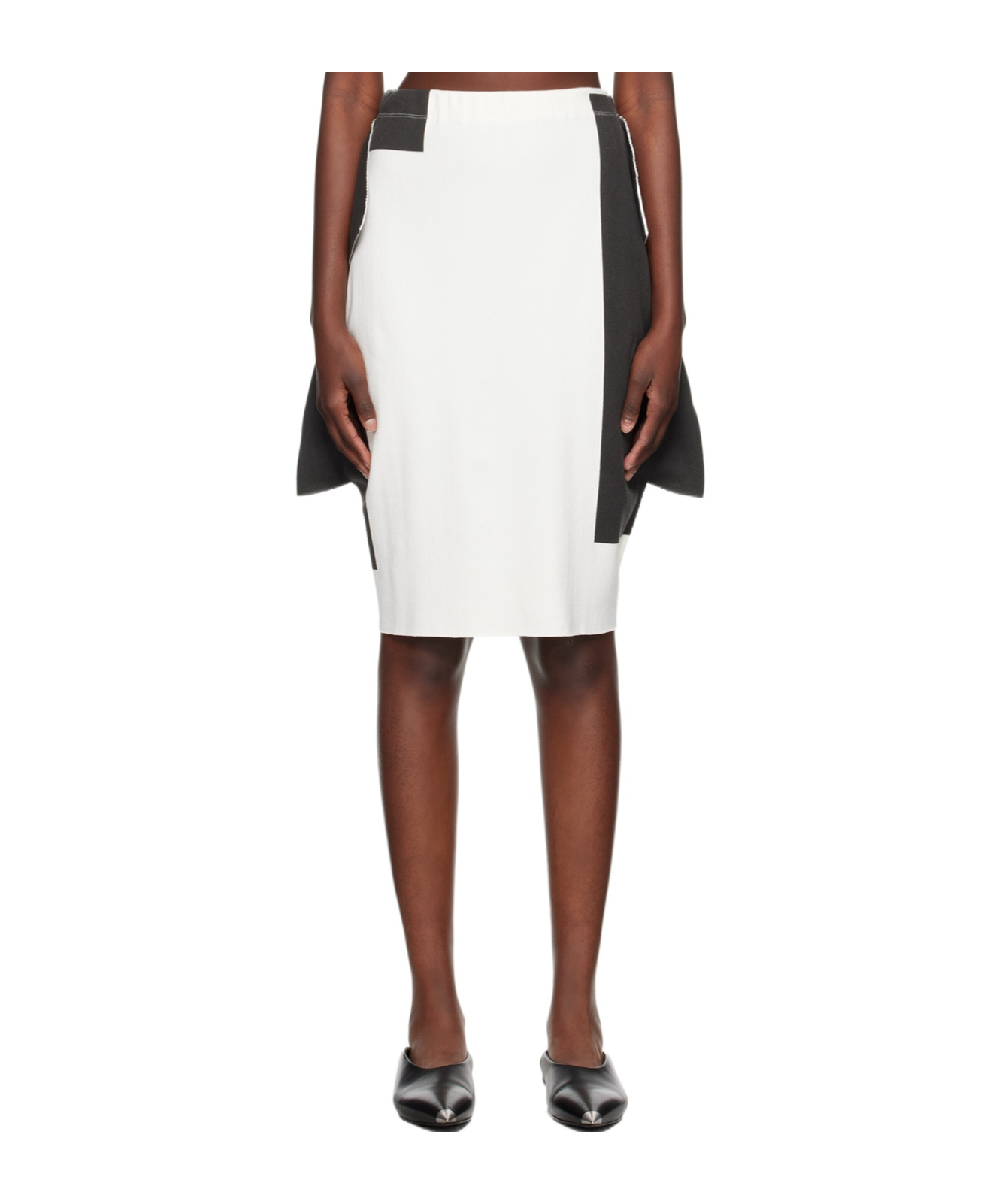 Issey Miyake Rectilinear Medium Length Skirt In White
