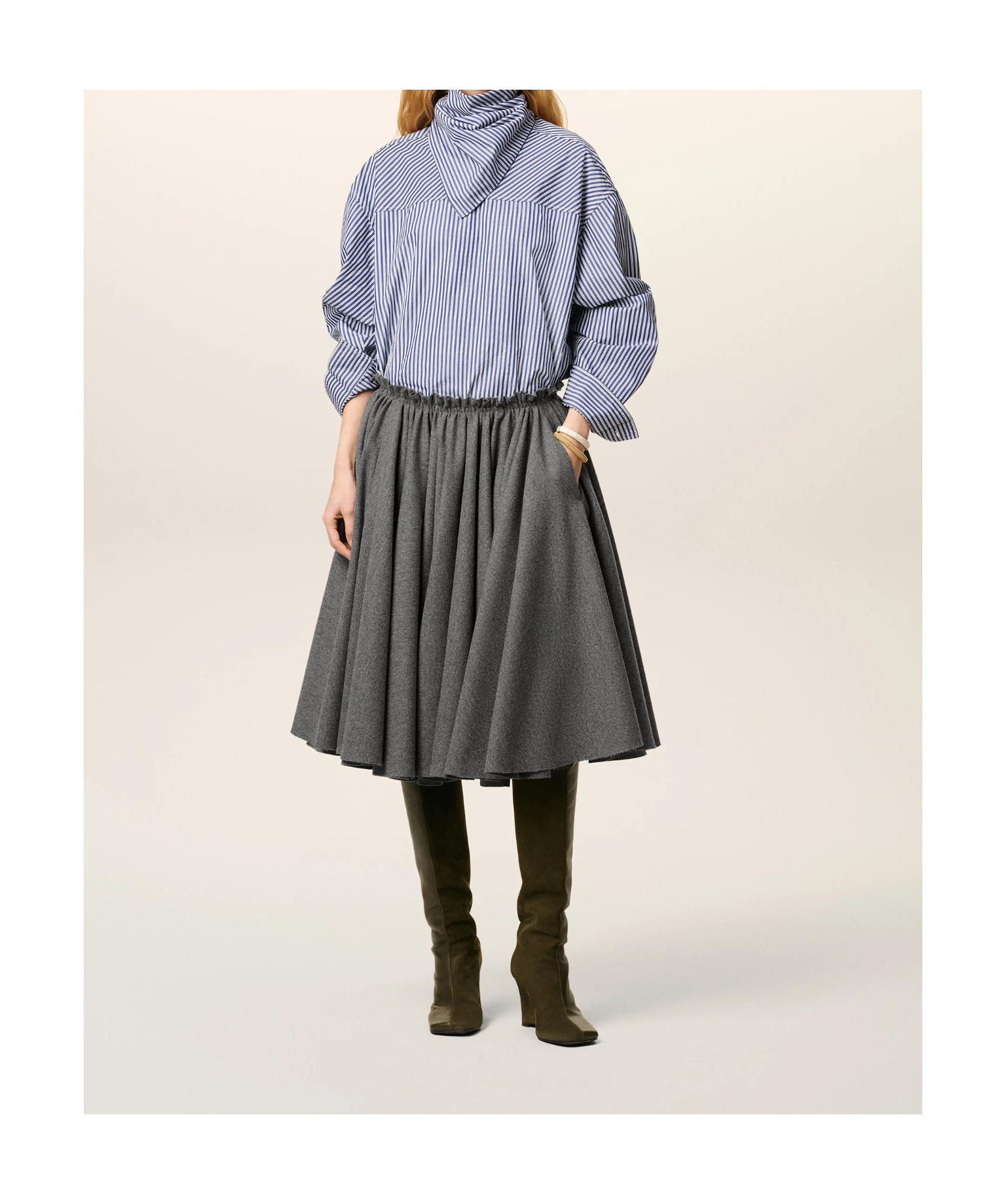 Ami Alexandre Mattiussi Grey Wool Midi Corolla Skirt Grey In Gray