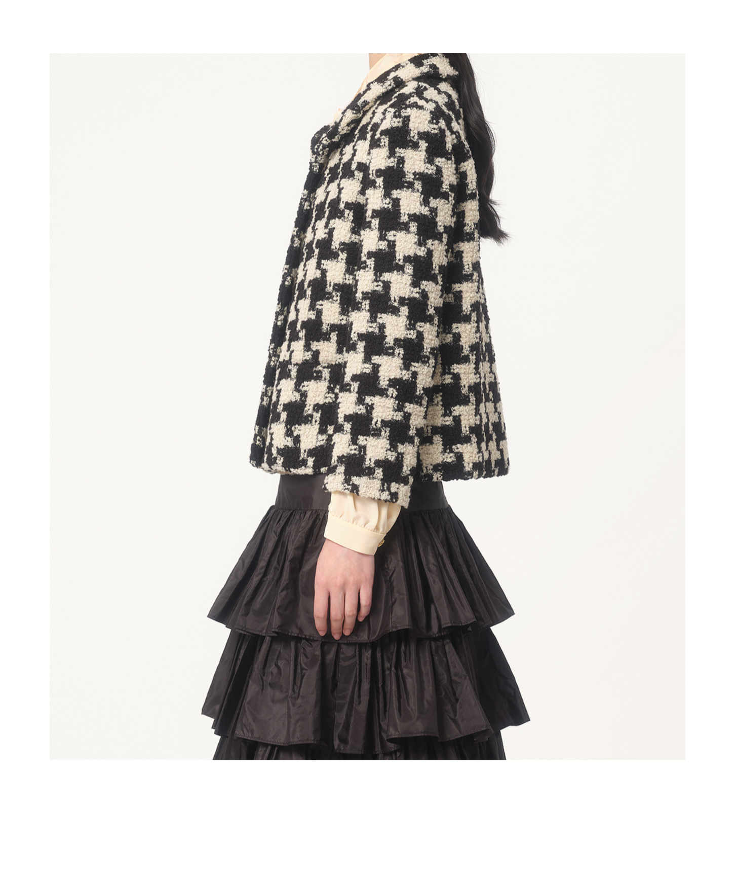 Valentino Extra Large Houndstooth Tweed Jacket In Black