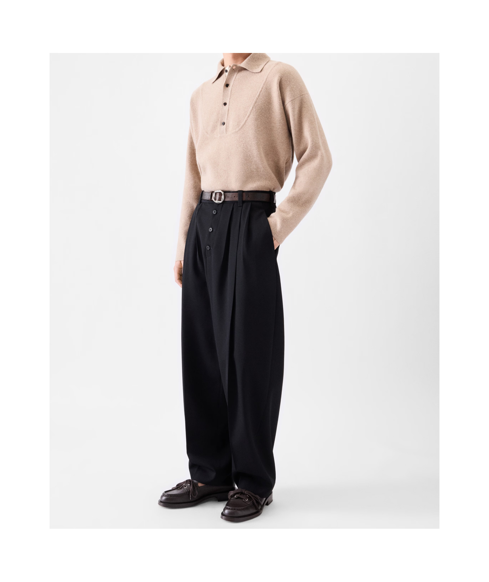 Jacquemus Pleated Button-down Trousers In Black