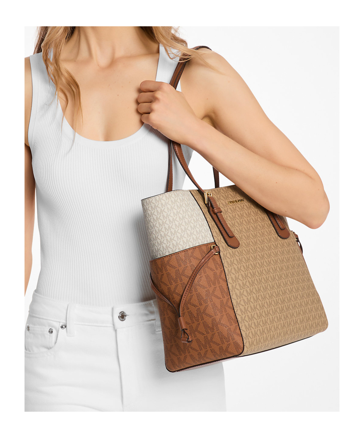 Michael Kors Voyager Large Color-block Signature Logo Tote Bag