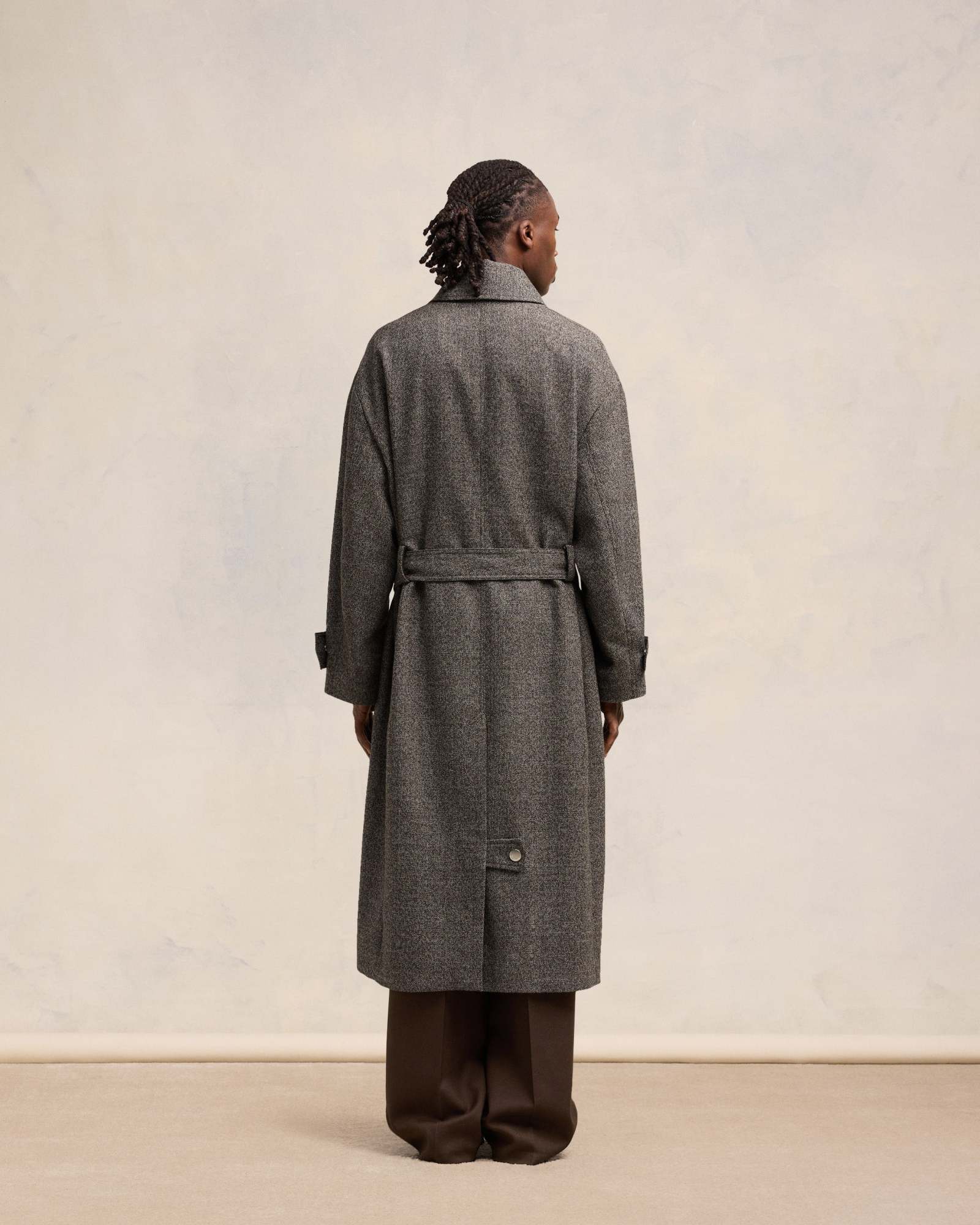 Ami Alexandre Mattiussi Wool-cotton Blended Large-profile Belted Coat In Black