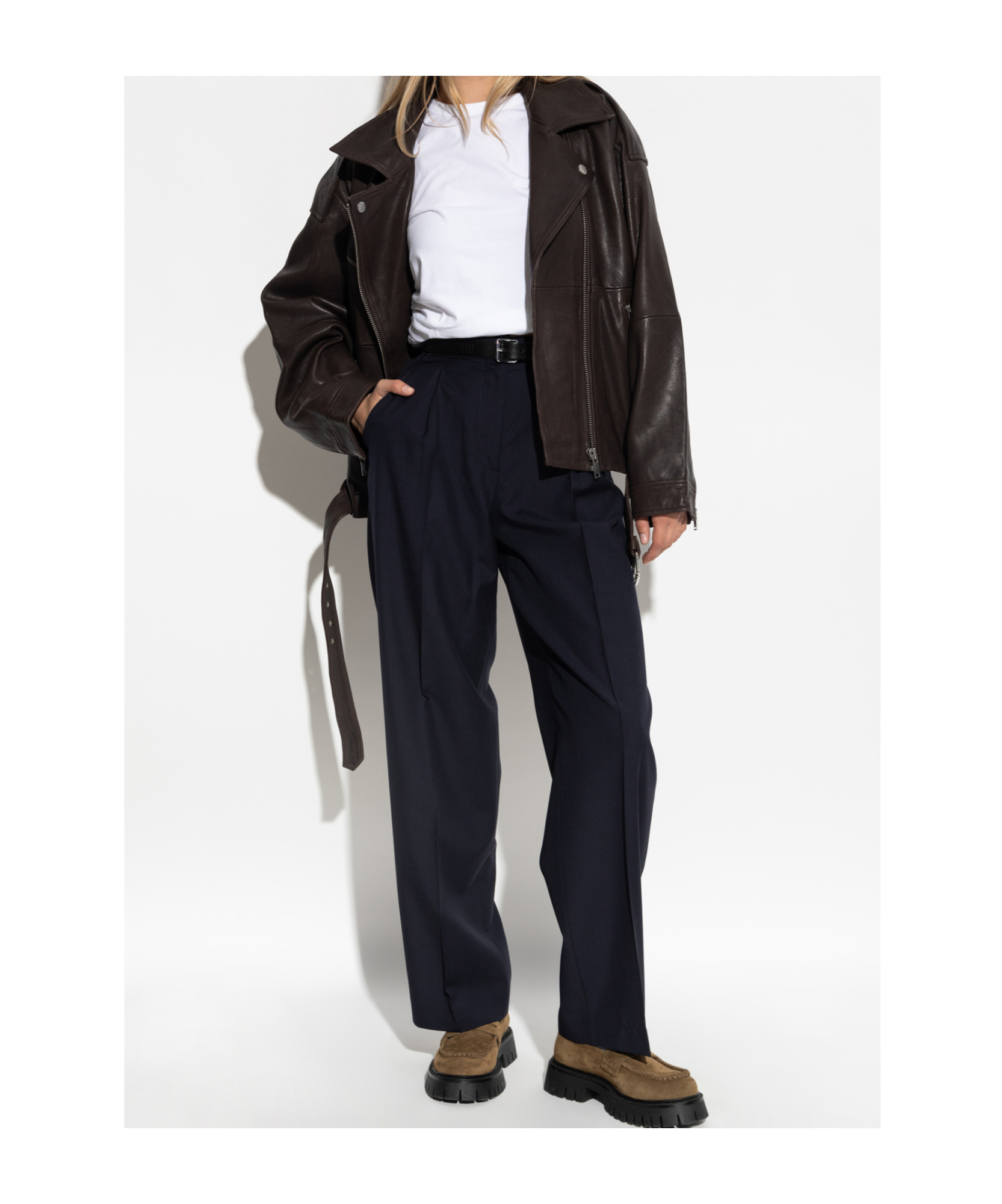Officine Generale Belt Loop Casual Pants In Black