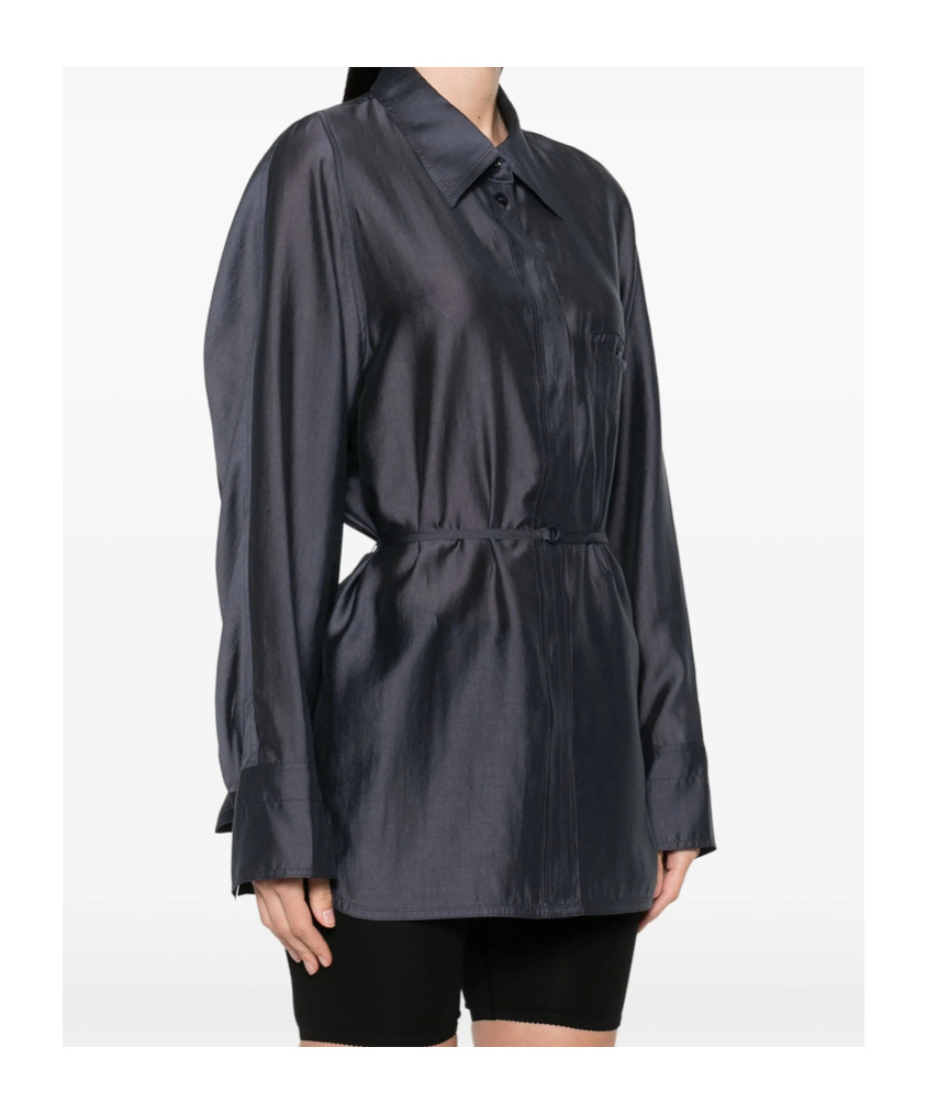 Low Classic Back-strap Shirt In Black