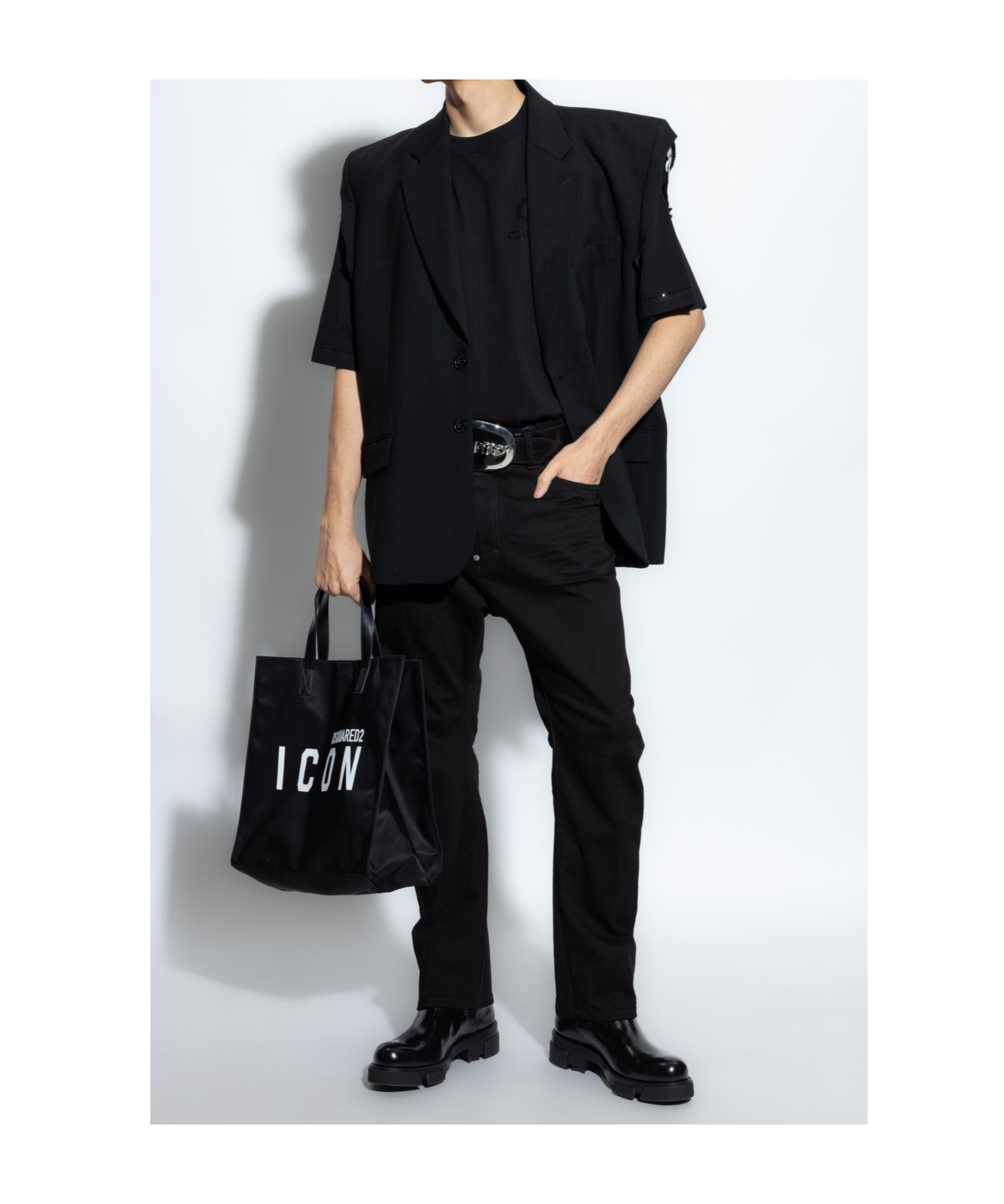 Dsquared2 Belt-loop Jeans In Black