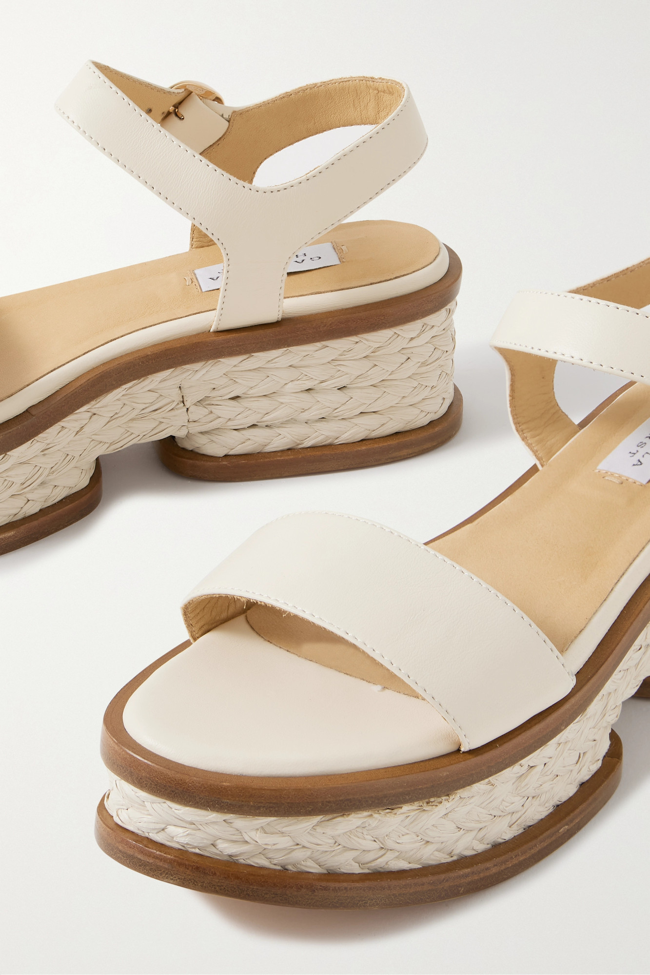 Gabriela Hearst Round-toe Sandals In Neutral